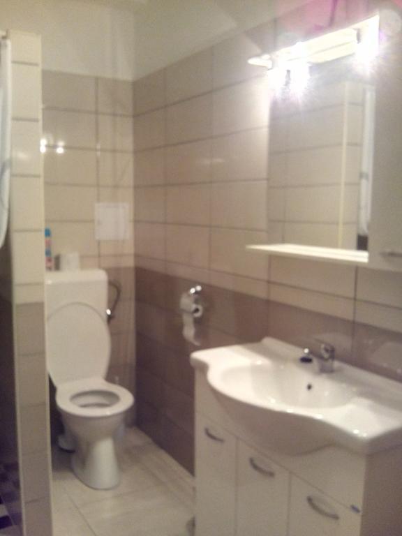 Bastya Apartmanhaz Sárvár Εξωτερικό φωτογραφία